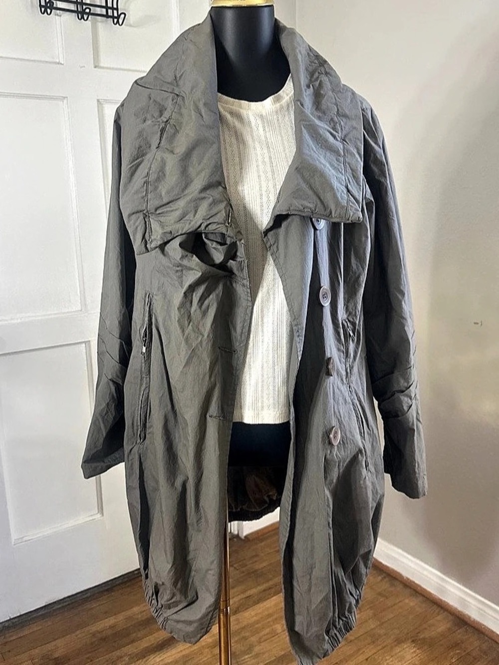 Monoreno Gray Hooded Trench Coat Like New